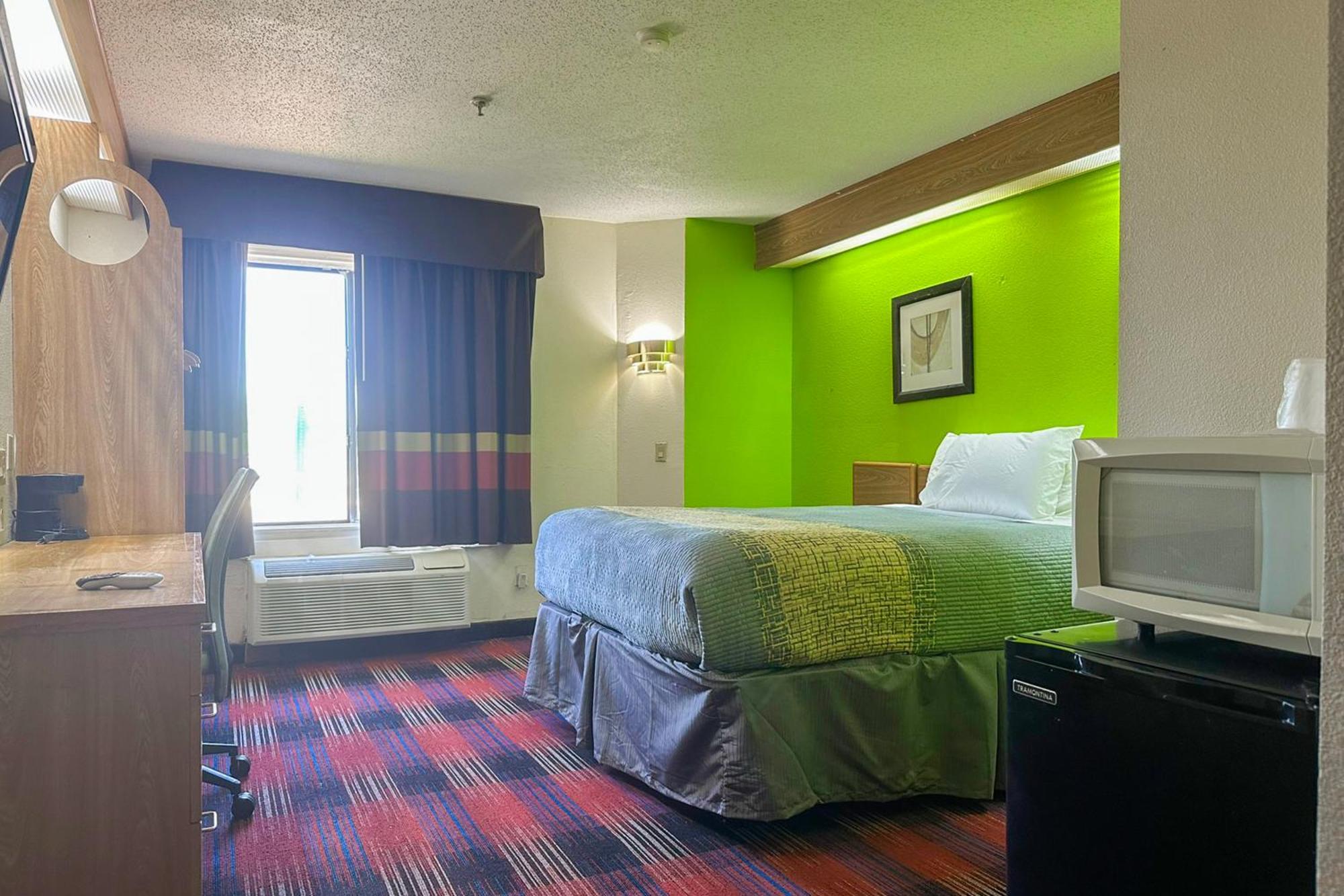 Classic Inn By Oyo I- 240 Near Memphis Airport Екстер'єр фото