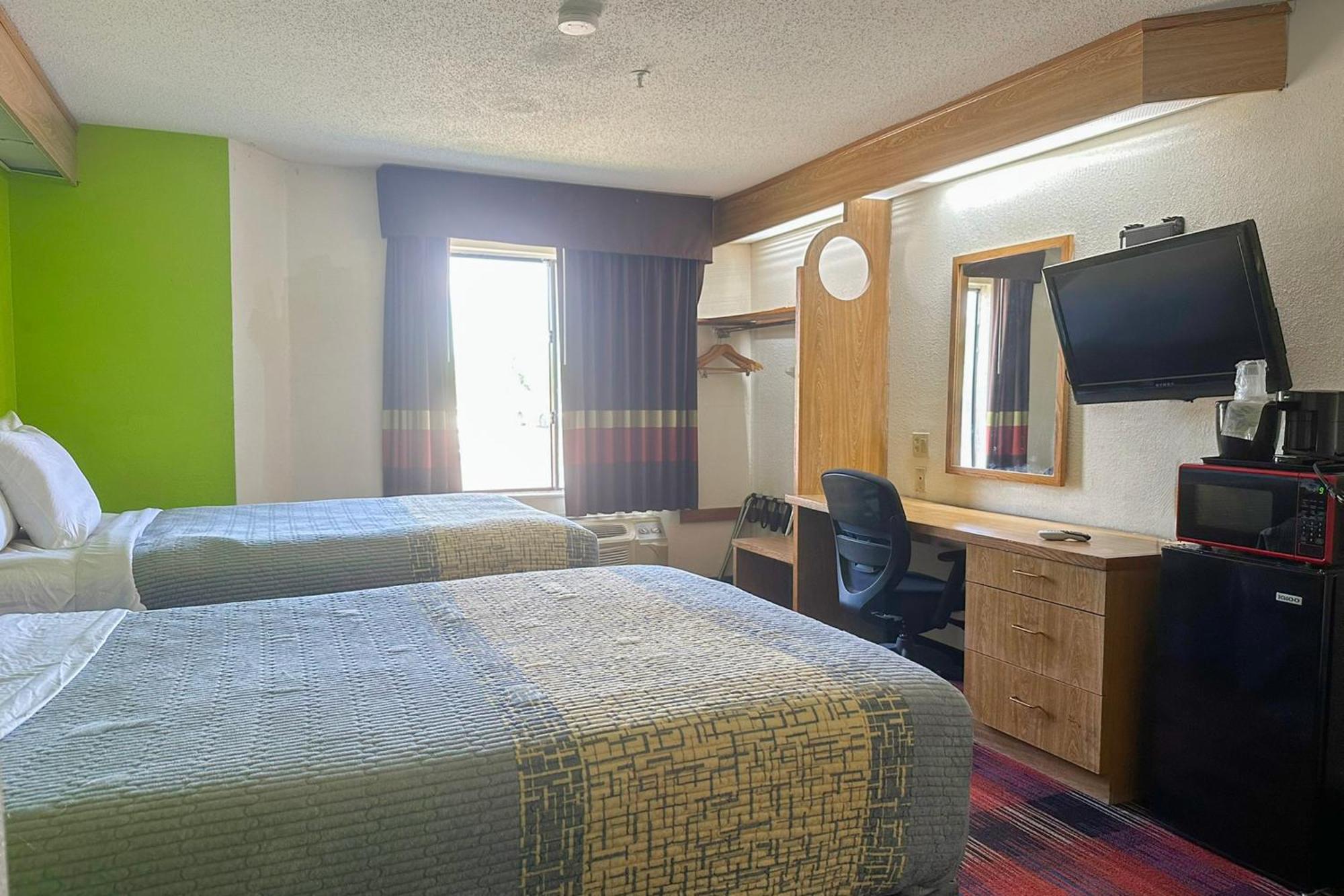 Classic Inn By Oyo I- 240 Near Memphis Airport Екстер'єр фото